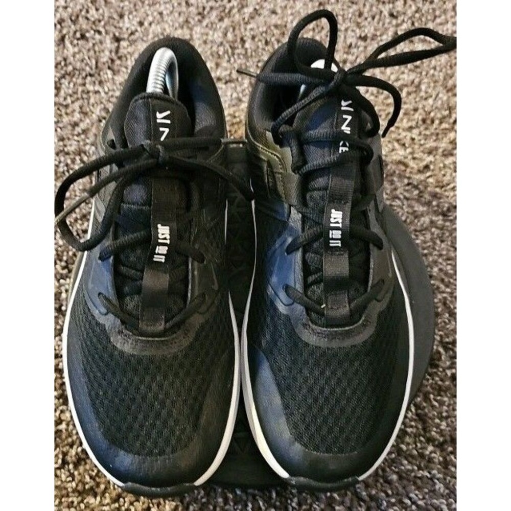 Nike Cu3584-004 Woman’s Mc Trainer Black Size 10